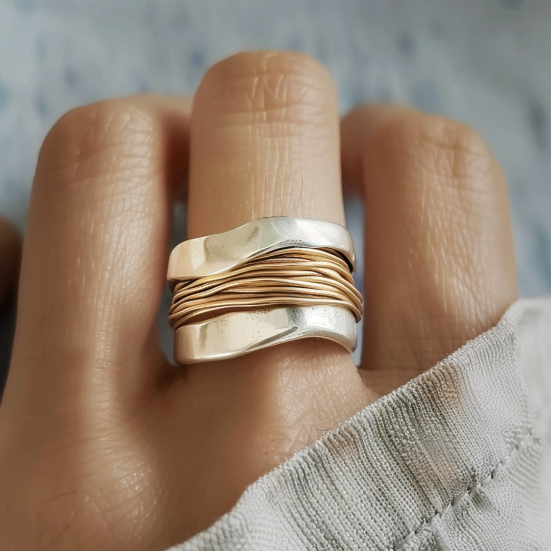 Silber and Gold Wrapped Ring