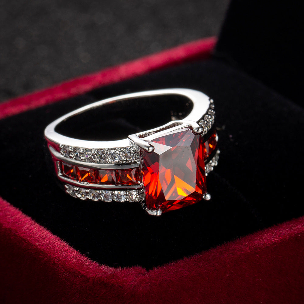 Kassira Redmont Ring | Weiß Gold