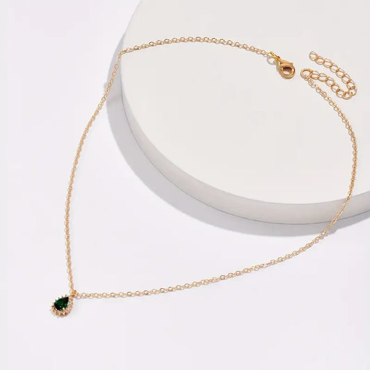 Gold Smaragd Teardrop Halskette