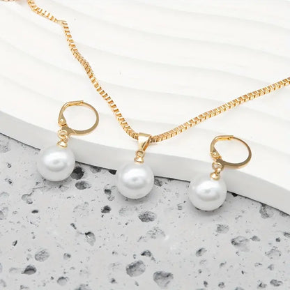 Elegant Graceful Perlenhalskette Set